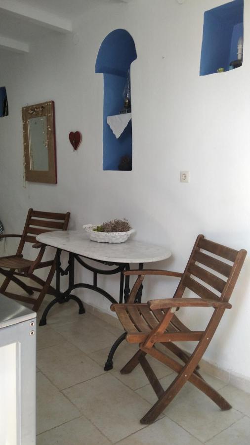 Traditional Renovated House In The Centre Of Anafi Esterno foto