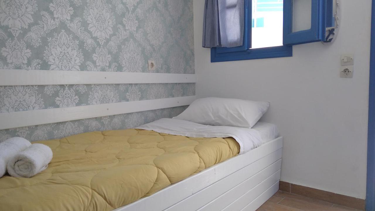 Traditional Renovated House In The Centre Of Anafi Esterno foto